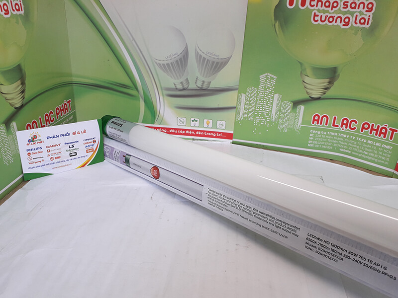 Bóng Tuýp Led Philips Ecofit HO 3 Loại Ánh Sáng