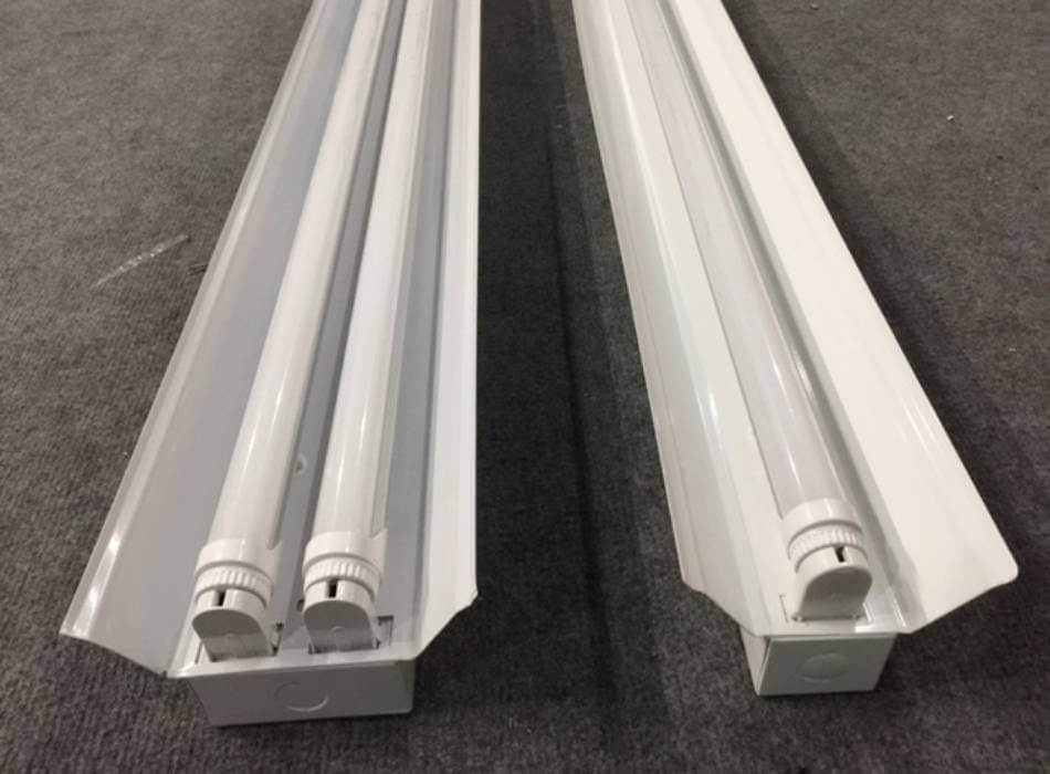 Máng đèn tuýp led là một trong những sản phẩm được bán tại An Lạc Phát