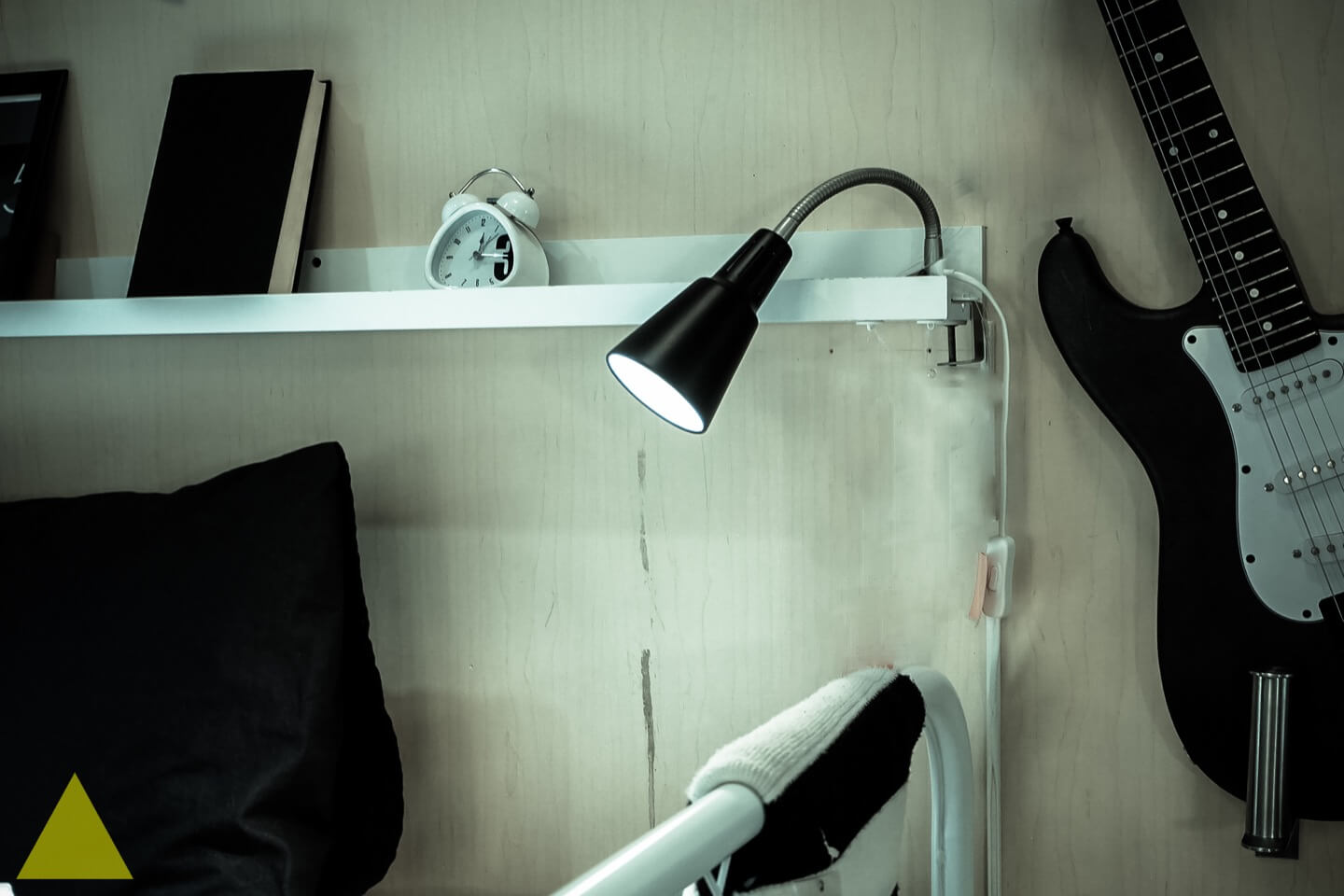Đèn ngủ led treo tường có những ưu điểm gì?